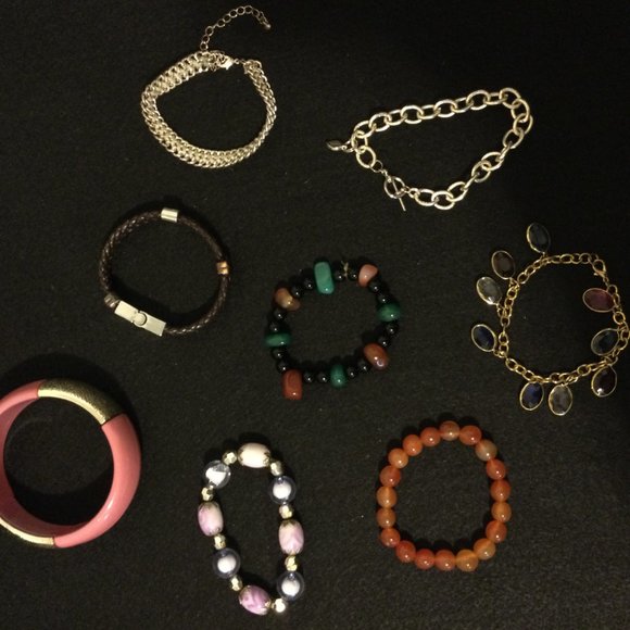 Lot of 8 women's bracelets mixed style and mixed materials - Picture 2 of 2